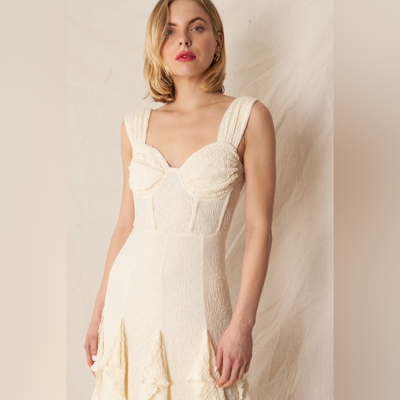 En Creme Sleeveless Corset top Ruffle Maxi dress - Picture 11 of 12